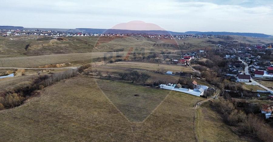 Teren 2925 mp comuna Mitocu Dragomirnei - 15