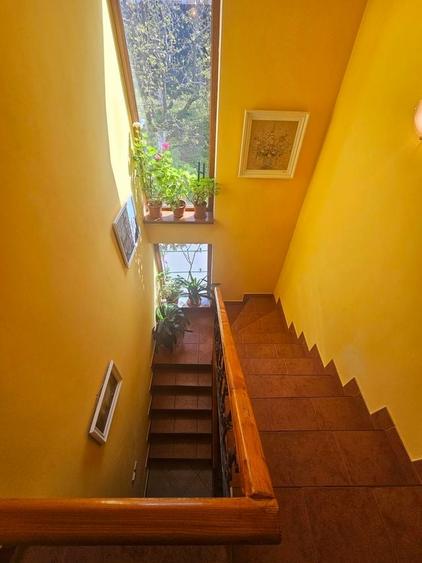 VILĂ ELEGANTĂ CU PRIVELIȘTE DEOSEBITĂ – VALENII DE MUNTE - 40