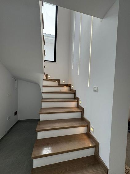 Duplex superb Dumbravita curte mare, finisaje premium, comision 0 - 5