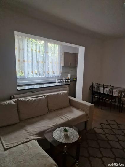 Proprietar inchiriez apartament cu 3 camere in zona Dambovi?a,