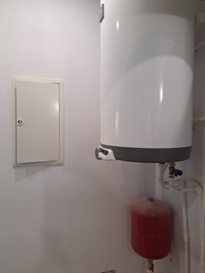 CASA NOUA PE UN NIVEL CU 4 CAMERE DOUA  BAI,LIVING, BUCATARIE  19 ARI TEREN - 12