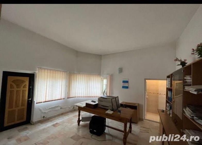 Vand- Cladire de 1048 mp-la pre? de apartament - 10