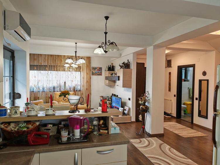 VANZARE CASA VILA TIP DUPLEX - 4