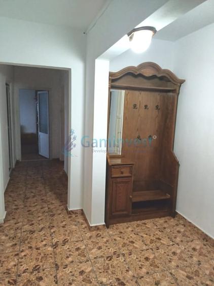 Apartament cu 3 camere de inchiriat, zona Nufarul Oradea, Bihor - 1