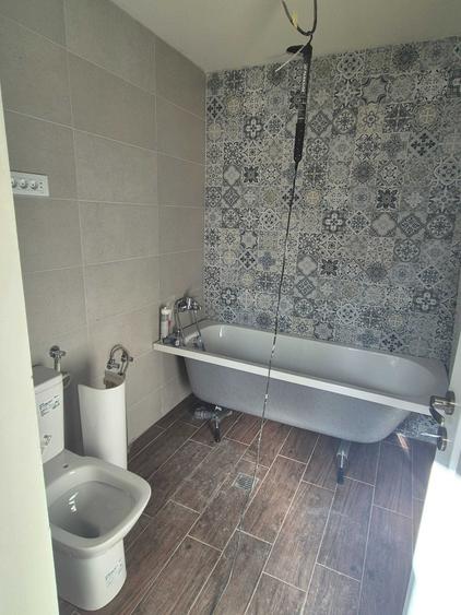 Casă cu 2 camere cu Teren 80 Mp în Central