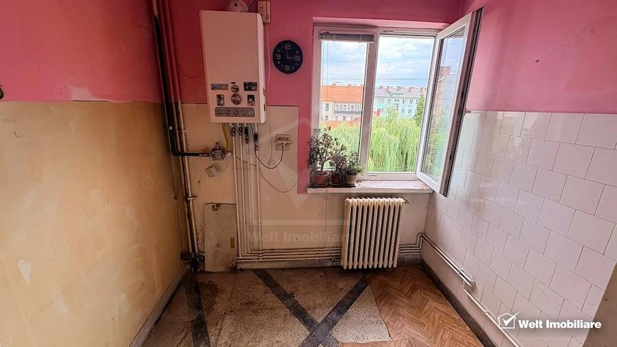 Apartament 2 camere, zona centrala, decomandat, etaj intermediar ! - 2