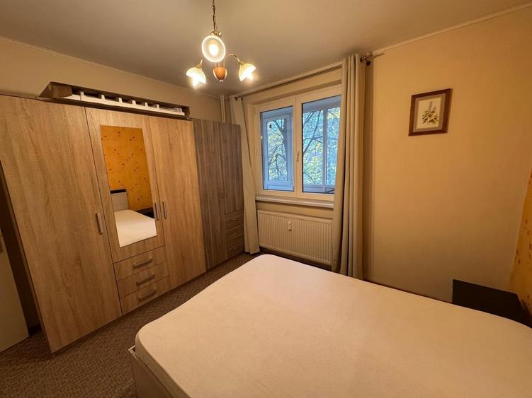 Inchiriere apartament doua camere mobilat/utilat Drumul Taberei metrou - 5