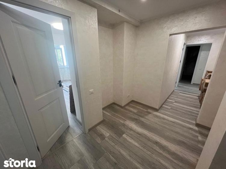 Vand 3 camere zona ICF Et 2 RENOVAT LUX PRET 108.000 Euro Neg - 17