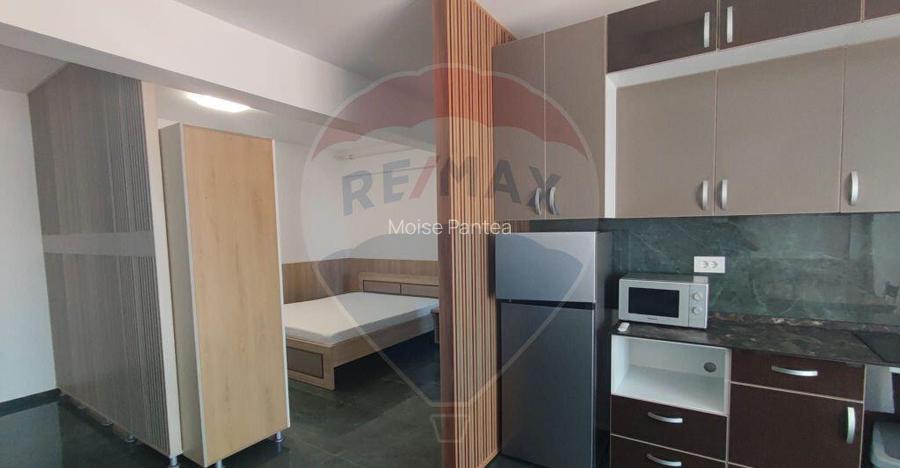 Apartament studio nou de inchiriat parcare inclusa zona u... Apartament studio nou de inchiriat parcare inclusa zona u...