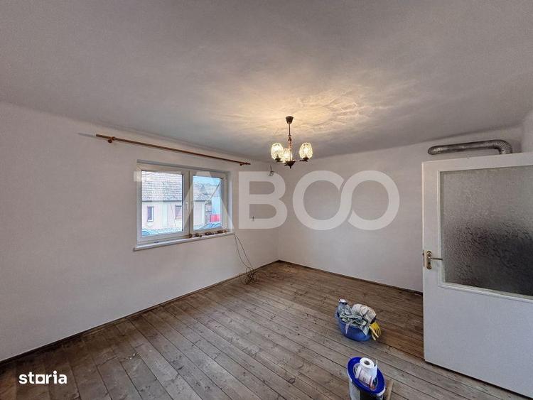 Casa individuala de vanzare cu 3 camere 1020 mp teren in Hamba - 3