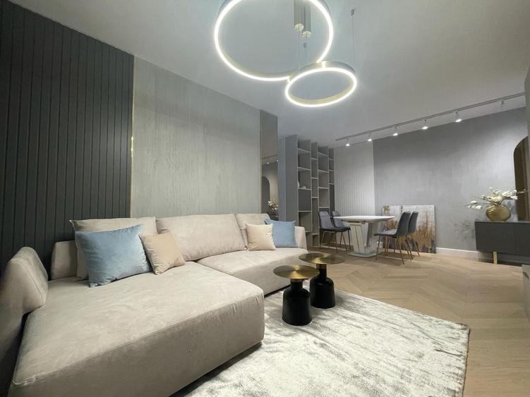Apartament cu 4 camere în Aviației
