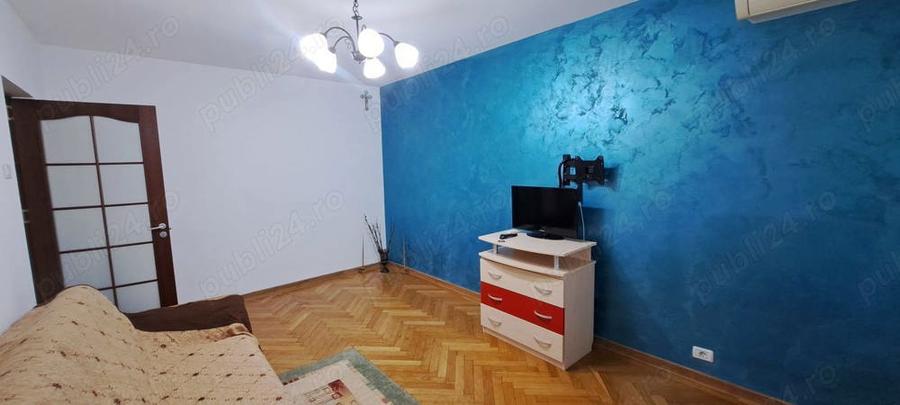 Vanzare apartament cu 3 camere - 1