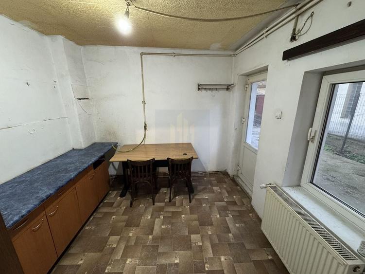 Casa cu curte de inchiriat | Cazare muncitori, livratori *metrou Basarab* - 6