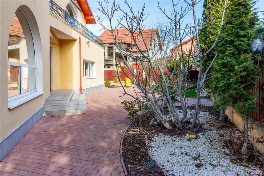 Vila individuala P+1+M / Jolie Ville / Cambrige - 22