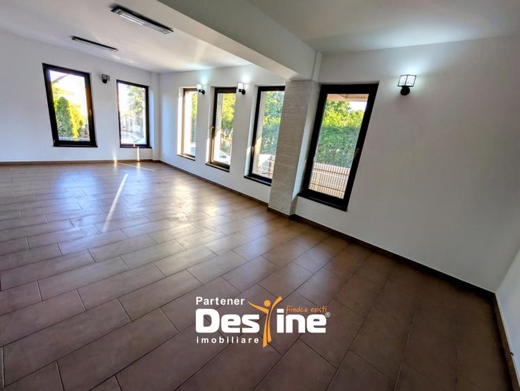 Chirie Spatiu comercial pentru birouri 65 mp utili utilitati separate, la strada - 2