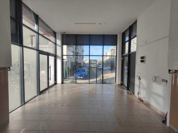 Spațiu comercial, de 37 mp, în Tomis Plus