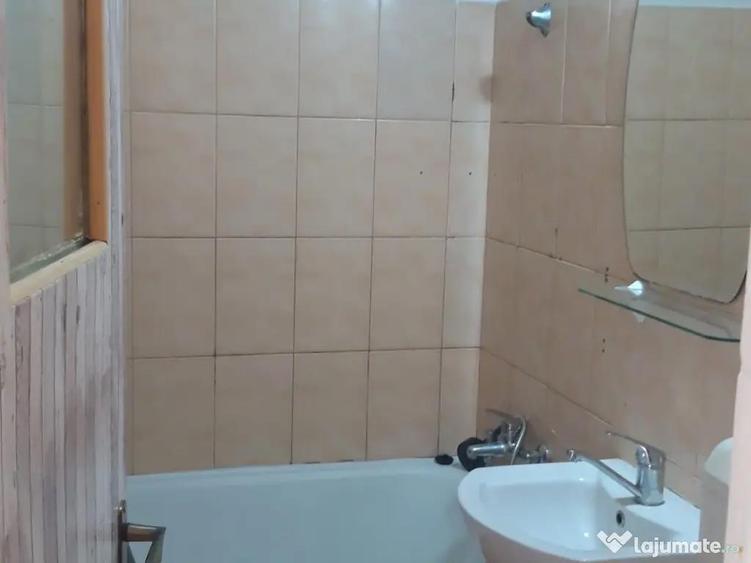 Proprietar inchiriez garsoniera galata - 8