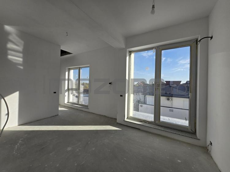 Otopeni - zona ferme vila 4 camere 2 parcari finisata la alb comision 0% - 16