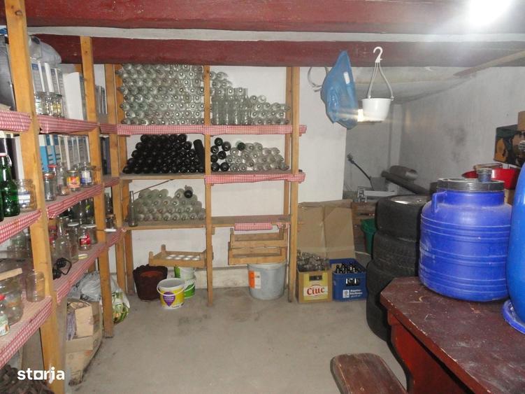 Casă cu 4 camere cu Teren 1278 Mp în Micălaca