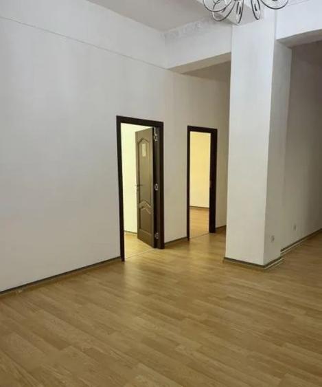 DUPLEX PREMIUM OFFICES 400 M² – ETAJE 4+5 | METRO GROZĂVEȘTI!  Clădire birouri A - 6