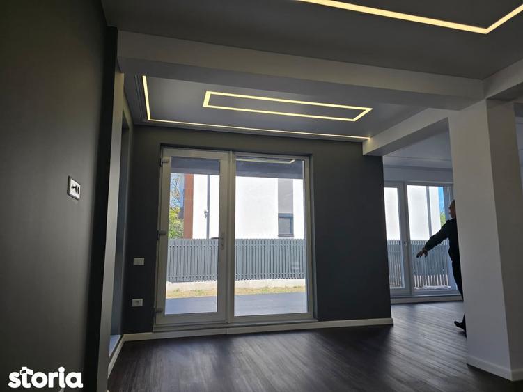 Vila de vanzare in Palazu Mare zona centrala - 17