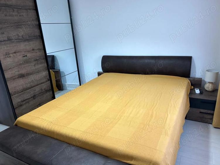 Mutare imediata: inchiriez apartament cu 2 camere, foarte modern, la plaja 3 Papuci - 1