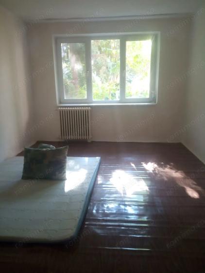 Apartament 3 camere 60,5 mp, Motru, jud Gorj, aleea Crinului, Bl C2, parter - 2