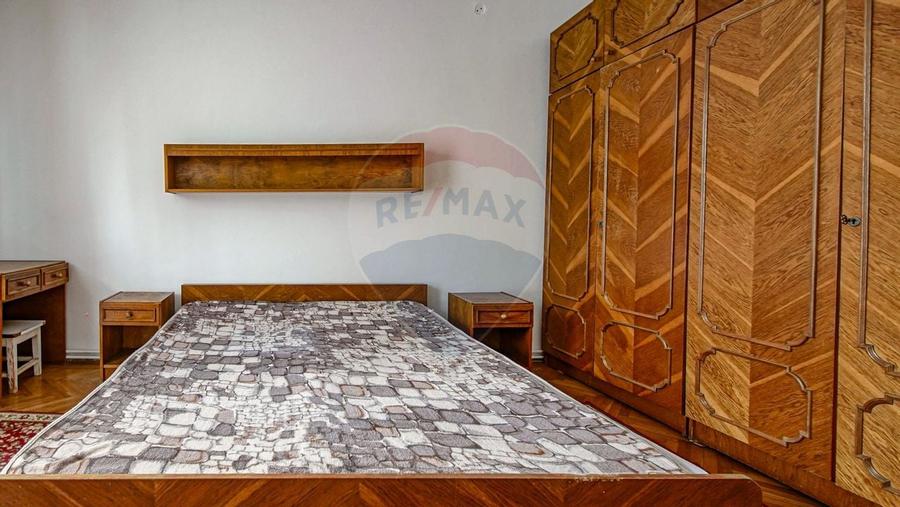 Apartament cu 3 camere de inchiriat in zona Centrul Civic - 2