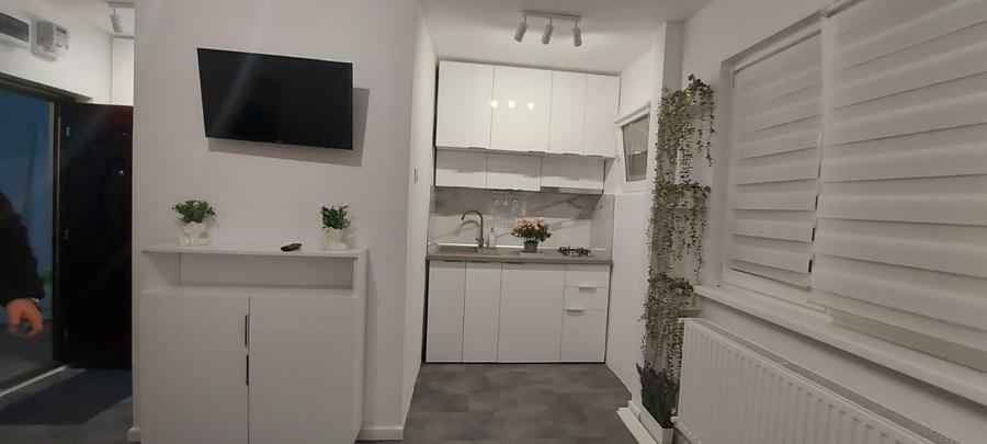 1 Decembrie 1918 -  8 minute Metrou, Garsoniera LUX - 3