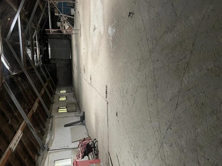 Inchiriez hala 300 mp - 2