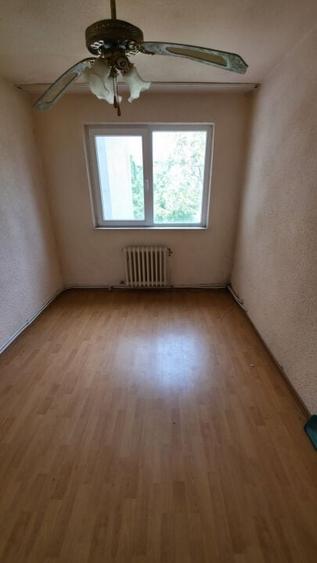 Ap 3 camere,  str.Trandafirilor, nr.3 Hunedoara - 2