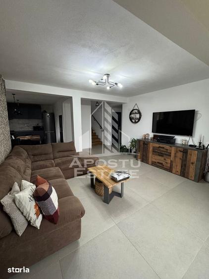 Casă cu 4 camere cu Teren 502 Mp în Ghiroda