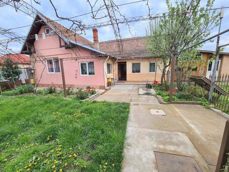 P.F. Vand casa in Floresti - 3