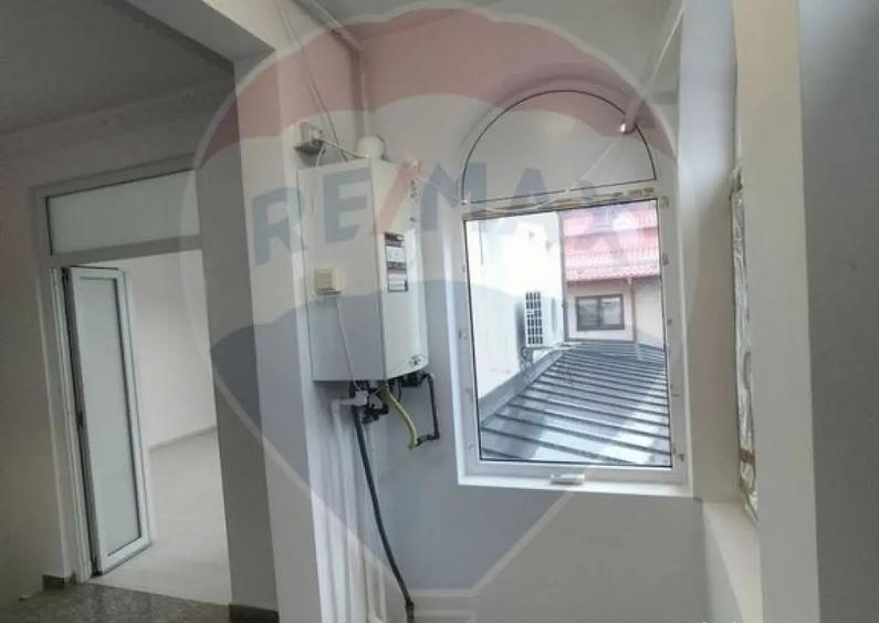 Spa?iu de birouri central - Vila 323 mp - Ideal sediu f... - 16