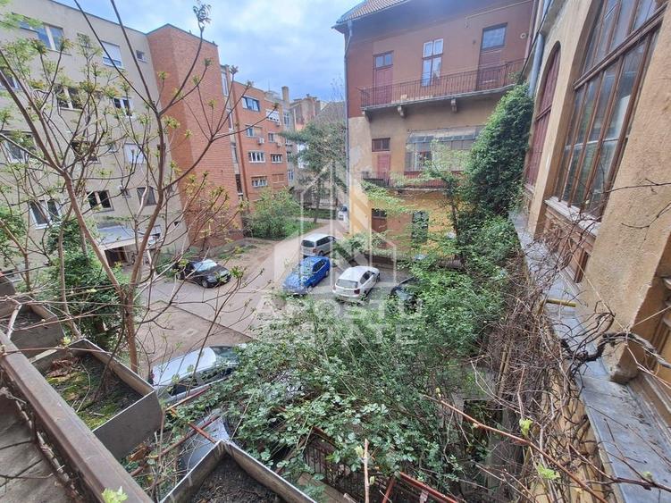 Apartament cu 6 camere, 230 mp, Ultracentral - 10