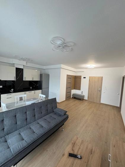 Apartament cu 2 camere semidecomandat în Vest