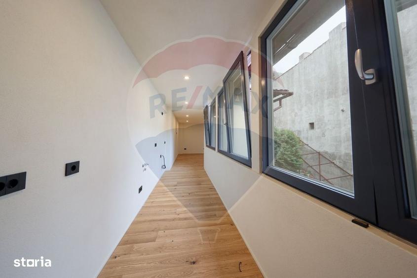 Apartament cu 3 camere în Centrul Istoric