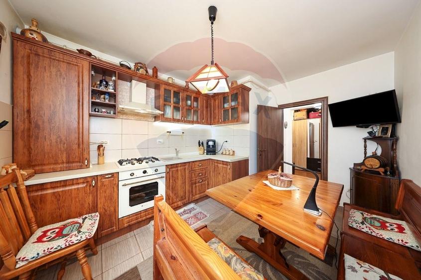 Apartament decomandat, 60 mp utili, 2 camere, debara, balcon! - 4