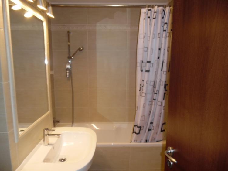 Inchiriez apartament 2 camere decomandat in Deva, zona Casa de Pensii, renovat - 9