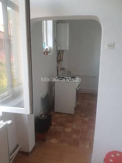Apartament 4 camere  pt firma