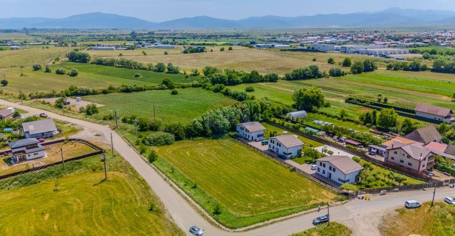 Teren 1,650mp Harman / Strada Andrei Saguna - 3