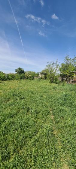 Casa si teren Floresti-Stoenesti,acces A1 - 7