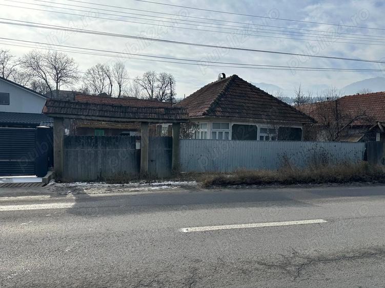 Casa + teren de vanzare in Comanesti - Laloaia - 2