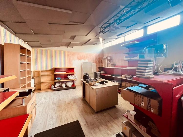Showroom de inchiriat, 360 mp, zona Semi-centrala - 4