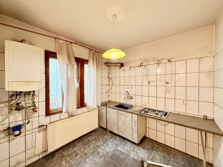 Vila 180 mp desfasurati cartier de case Belvedere Regie - 21