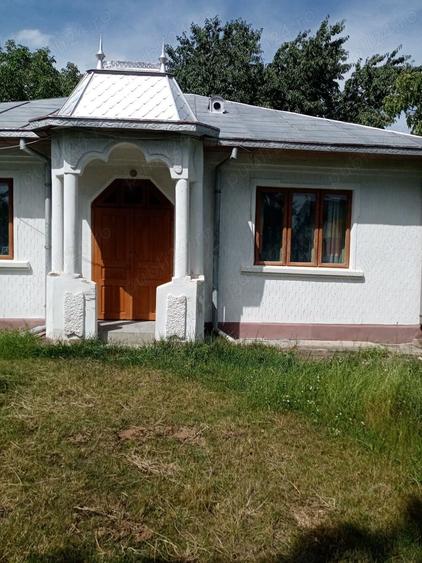 Vand casa, curte generoasa in Lisna, judetul Botosani - 5