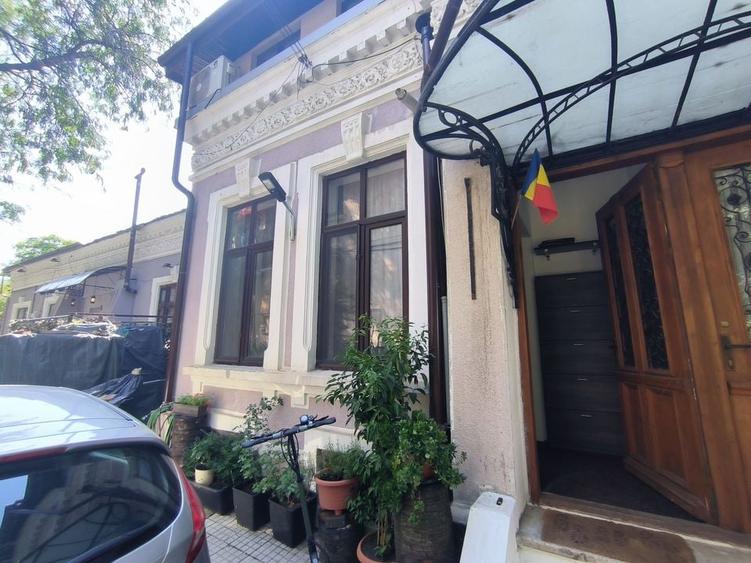 De v&acirc;nzare duplex pe strada Occidentului - 19