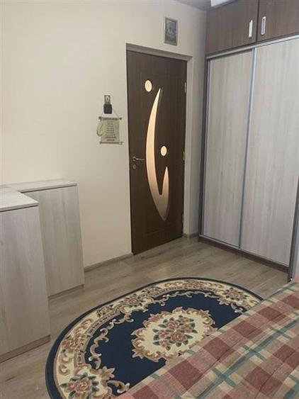 Apartament 3 camere decomandat etajul 1 Astra Carpatilor - 5