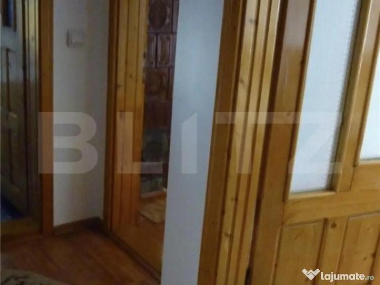 Apartament de vanzare, 4 camere, 100 mp, zona Vama, Suceava - 2