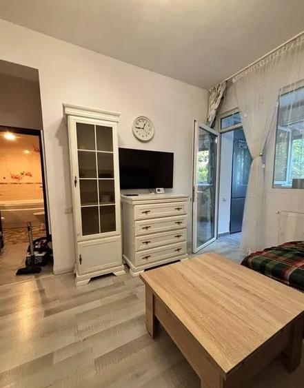 Apartament cu 2 camere semidecomandat, mobilat în Popești-Leordeni